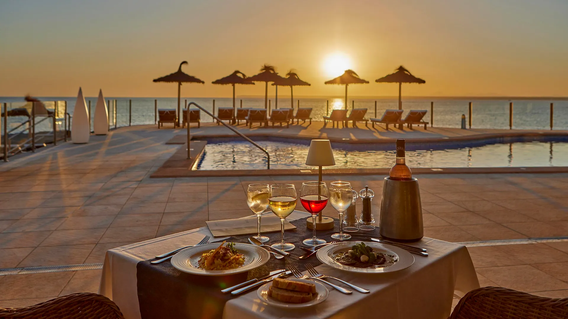 Universal Hotel Cabo Blanco - Adults Only Colonia de Sant Jordi